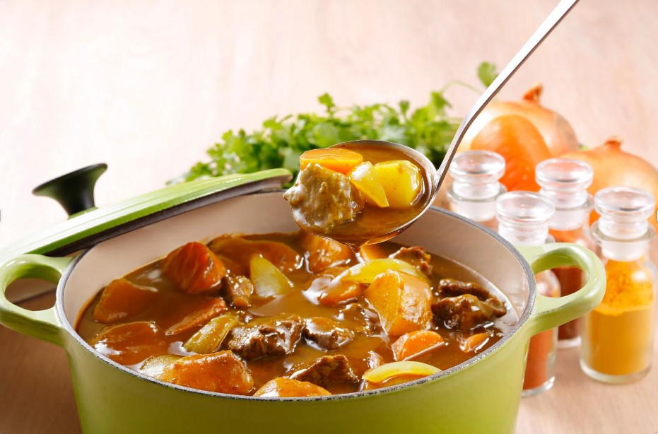 How to cook Jamaican curry goat